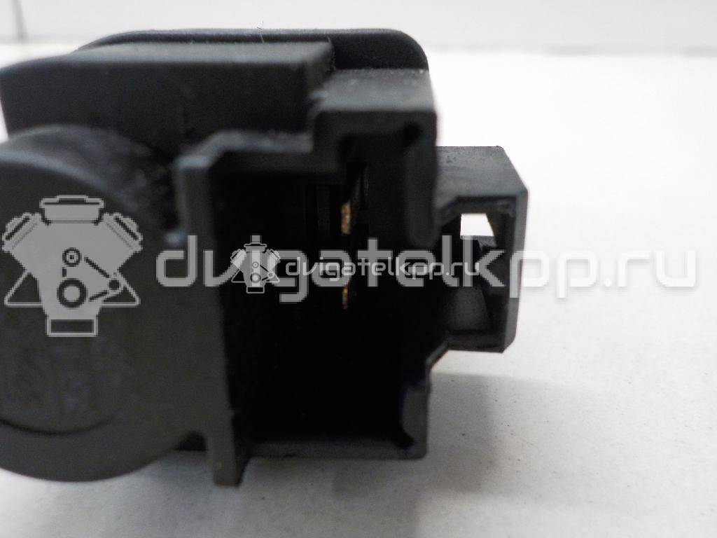 Фото Датчик включения стопсигнала  4832217 для Ford Fiesta / Focus / Tourneo / C-Max / Galaxy {forloop.counter}}
