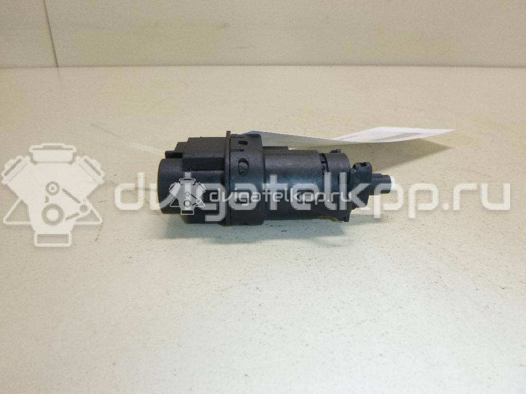 Фото Датчик включения стопсигнала  4832217 для Ford Fiesta / Focus / Tourneo / C-Max / Galaxy {forloop.counter}}