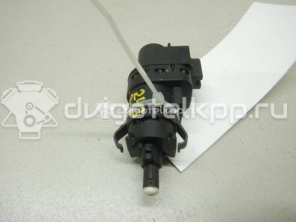 Фото Датчик включения стопсигнала  4832217 для Ford Fiesta / Focus / Tourneo / C-Max / Galaxy {forloop.counter}}