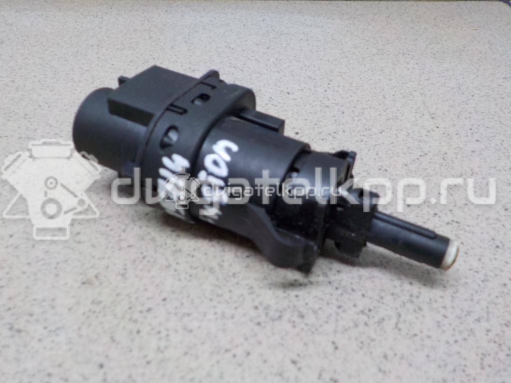Фото Датчик включения стопсигнала  4832217 для Ford Fiesta / Focus / Tourneo / C-Max / Galaxy {forloop.counter}}