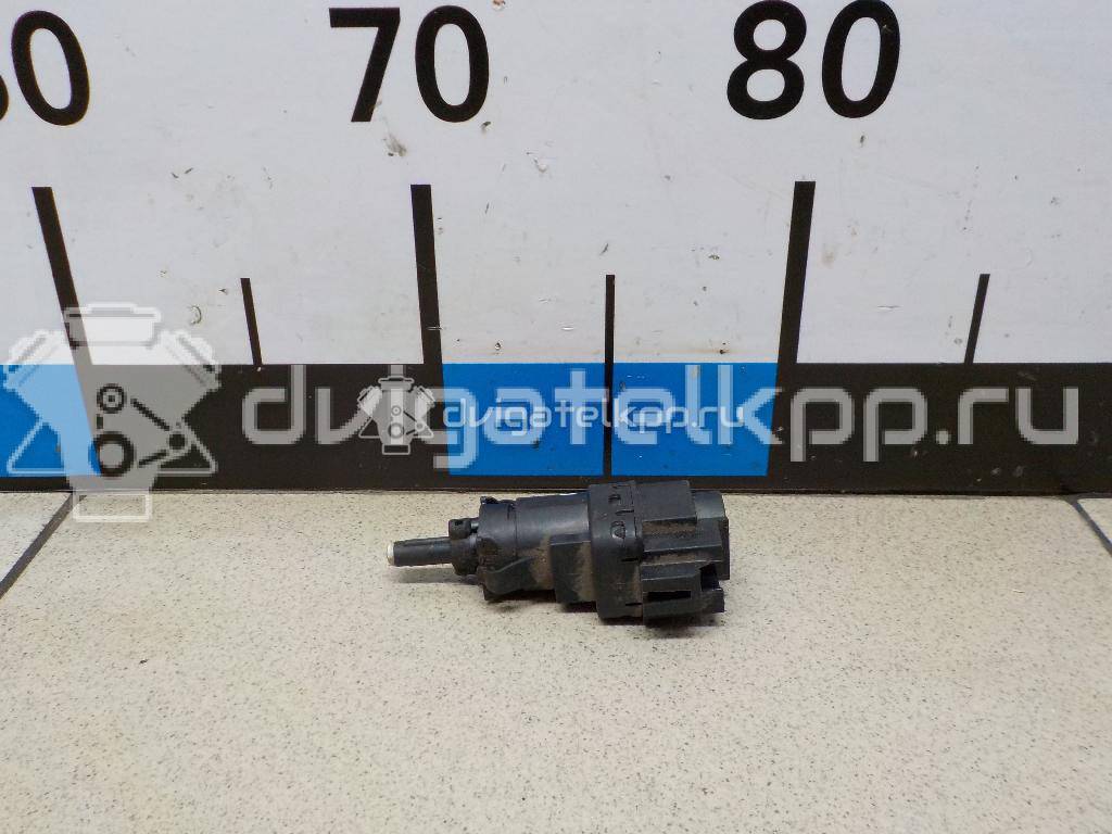 Фото Датчик включения стопсигнала  4832217 для Ford Fiesta / Focus / Tourneo / C-Max / Galaxy {forloop.counter}}