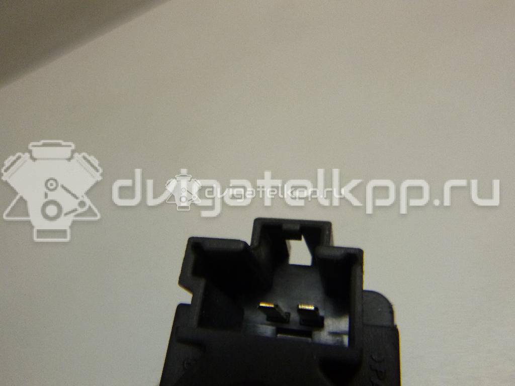 Фото Датчик включения стопсигнала  4832217 для Ford Fiesta / Focus / Tourneo / C-Max / Galaxy {forloop.counter}}