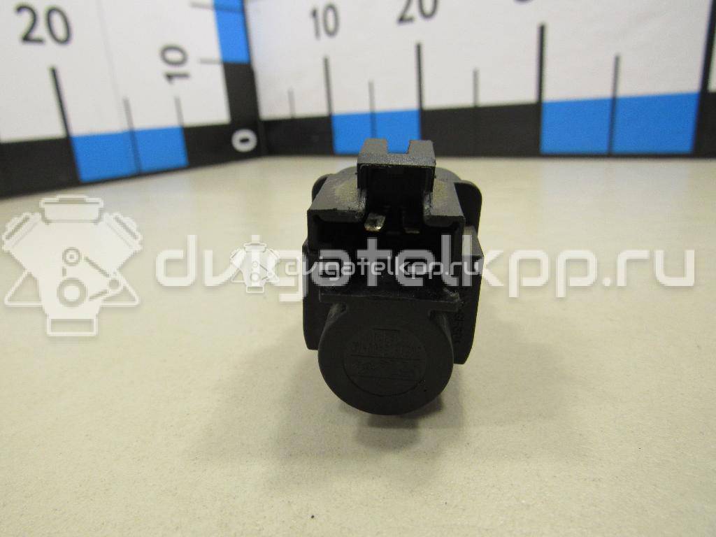 Фото Датчик включения стопсигнала  4832217 для Ford Fiesta / Focus / Tourneo / C-Max / Galaxy {forloop.counter}}