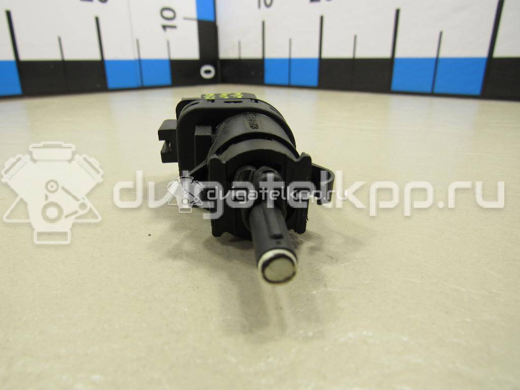 Фото Датчик включения стопсигнала  4832217 для Ford Fiesta / Focus / Tourneo / C-Max / Galaxy {forloop.counter}}