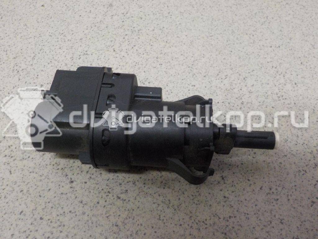 Фото Датчик включения стопсигнала  4832217 для Ford Fiesta / Focus / Tourneo / C-Max / Galaxy {forloop.counter}}