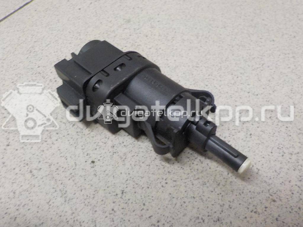 Фото Датчик включения стопсигнала  4832217 для Ford Fiesta / Focus / Tourneo / C-Max / Galaxy {forloop.counter}}