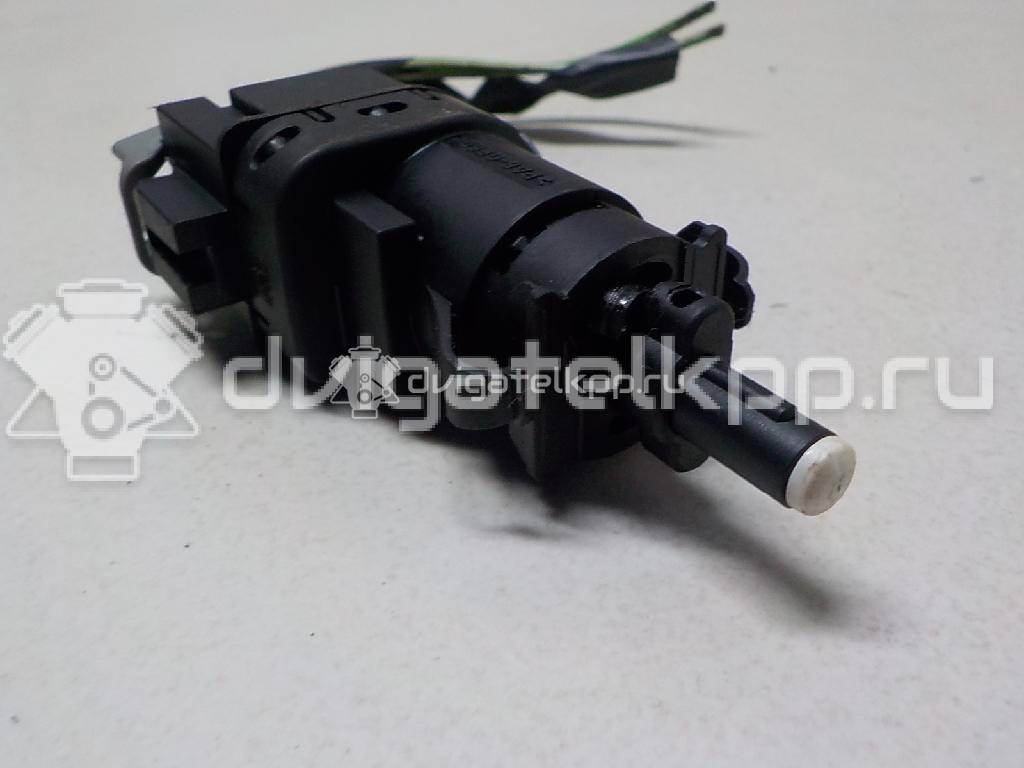 Фото Датчик включения стопсигнала  4832217 для Ford Fiesta / Focus / Tourneo / C-Max / Galaxy {forloop.counter}}