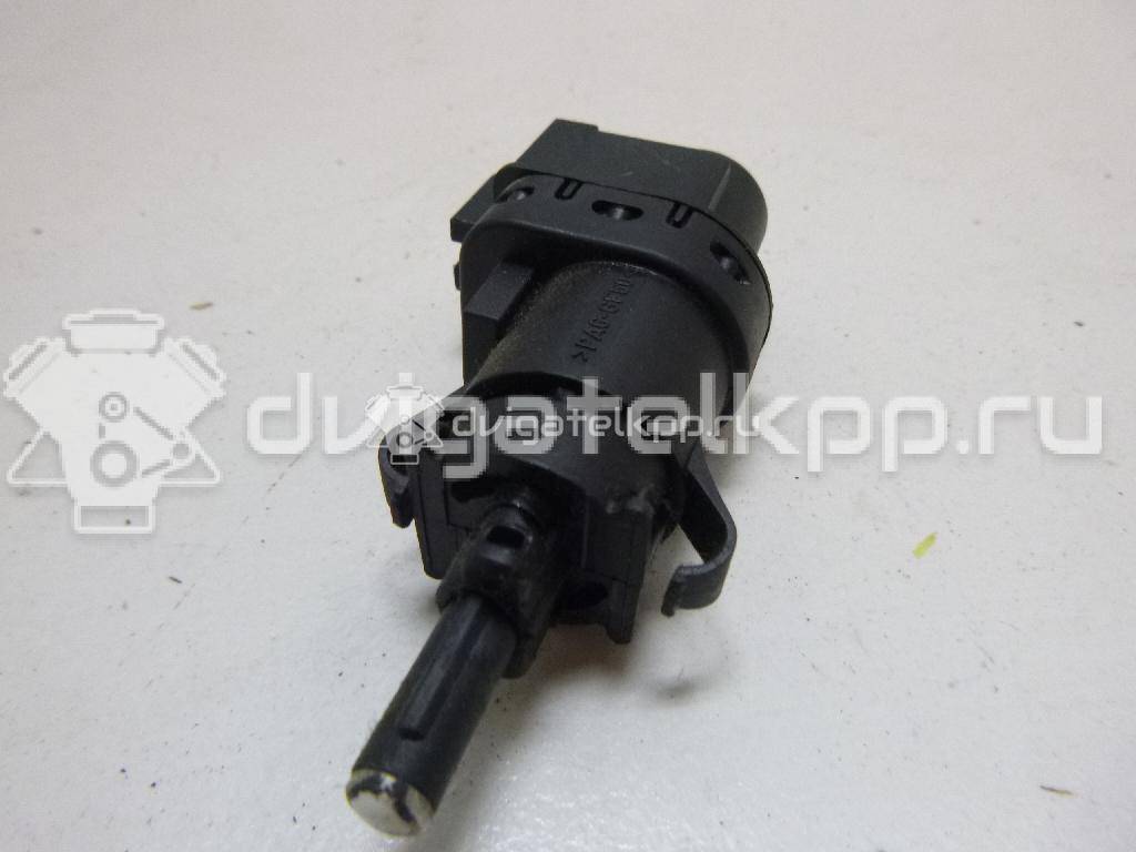 Фото Датчик включения стопсигнала  4832217 для Ford Fiesta / Focus / Tourneo / C-Max / Galaxy {forloop.counter}}