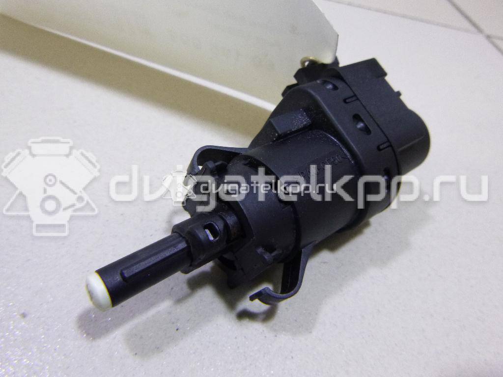 Фото Датчик включения стопсигнала  1223097 для Ford Fiesta / Focus / Tourneo / C-Max / Galaxy {forloop.counter}}