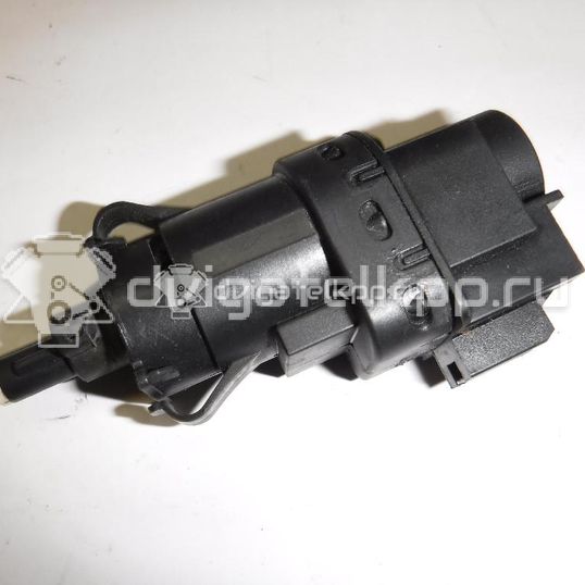 Фото Датчик включения стопсигнала  1223097 для Ford Fiesta / Focus / Tourneo / C-Max / Galaxy