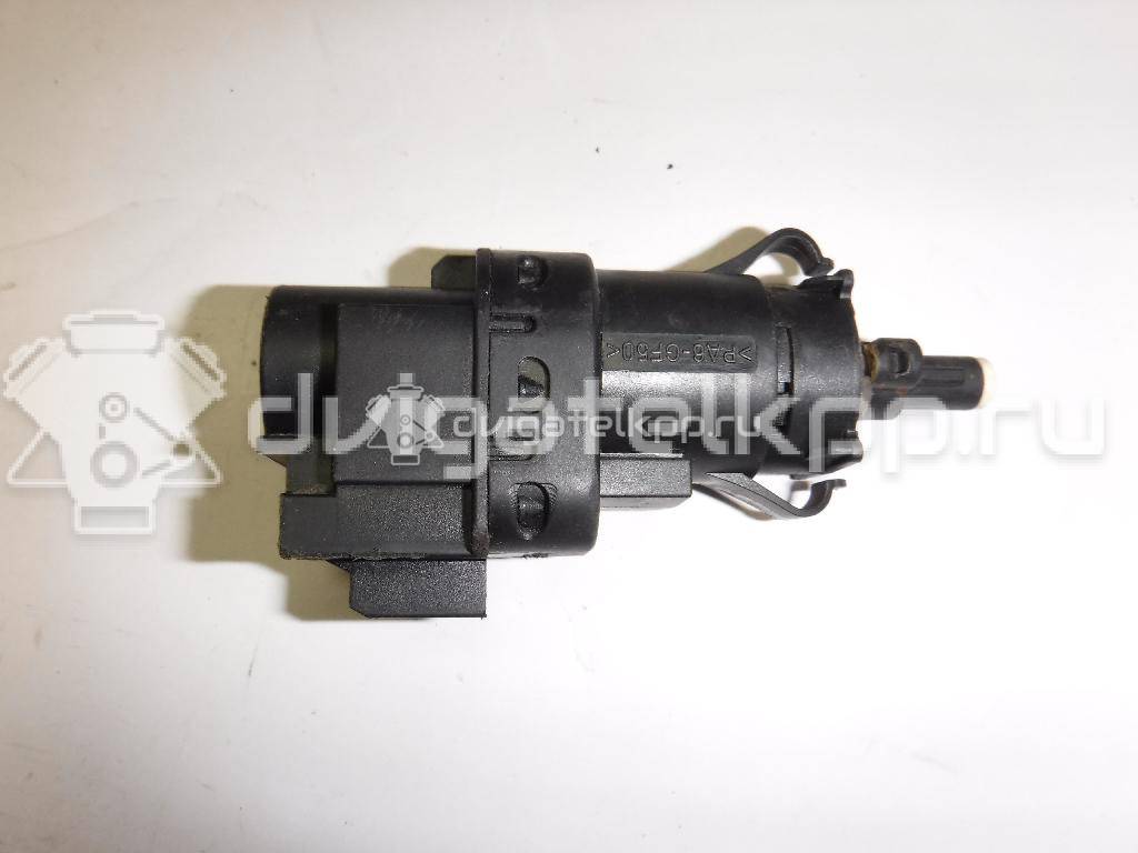 Фото Датчик включения стопсигнала  1223097 для Ford Fiesta / Focus / Tourneo / C-Max / Galaxy {forloop.counter}}