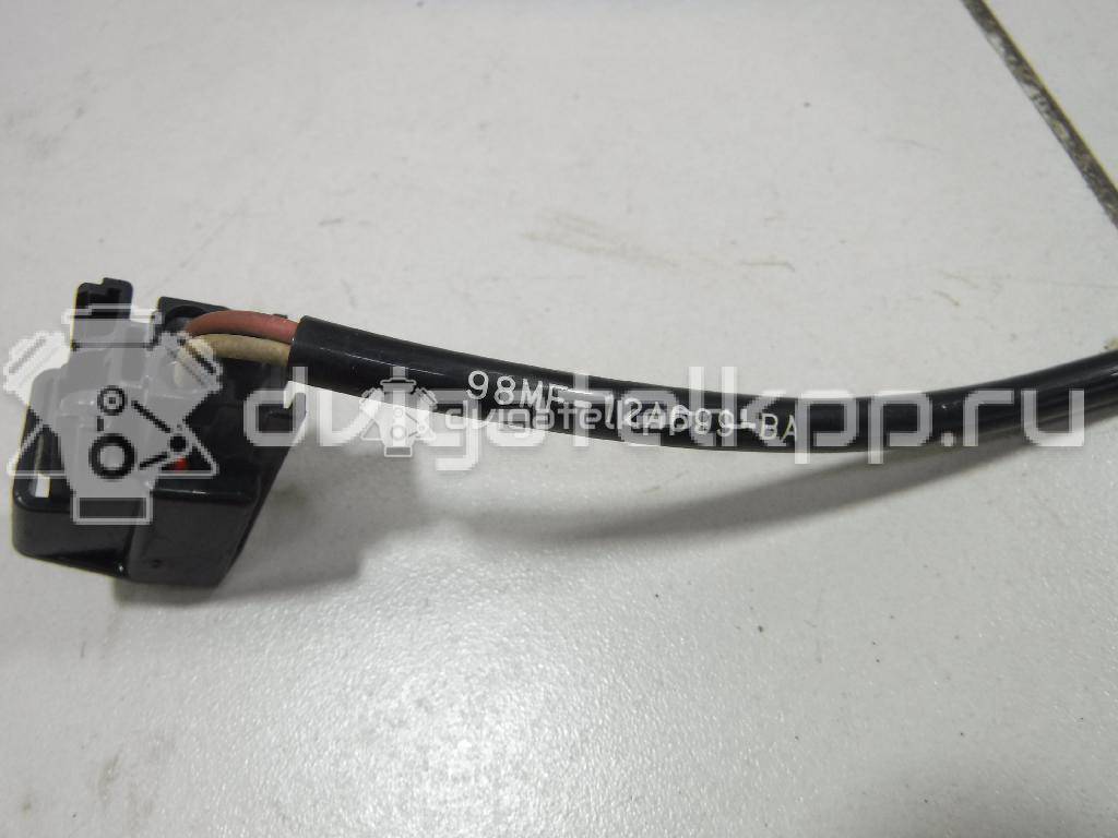 Фото Датчик детонации  98MF12A699BA для Ford Fiesta / Focus / Tourneo / C-Max / Ka {forloop.counter}}