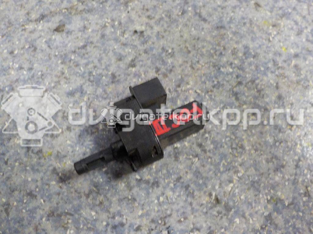 Фото Датчик педали сцепления  4M5T7C534AA для Ford Fiesta / Focus / Tourneo / C-Max / Galaxy {forloop.counter}}
