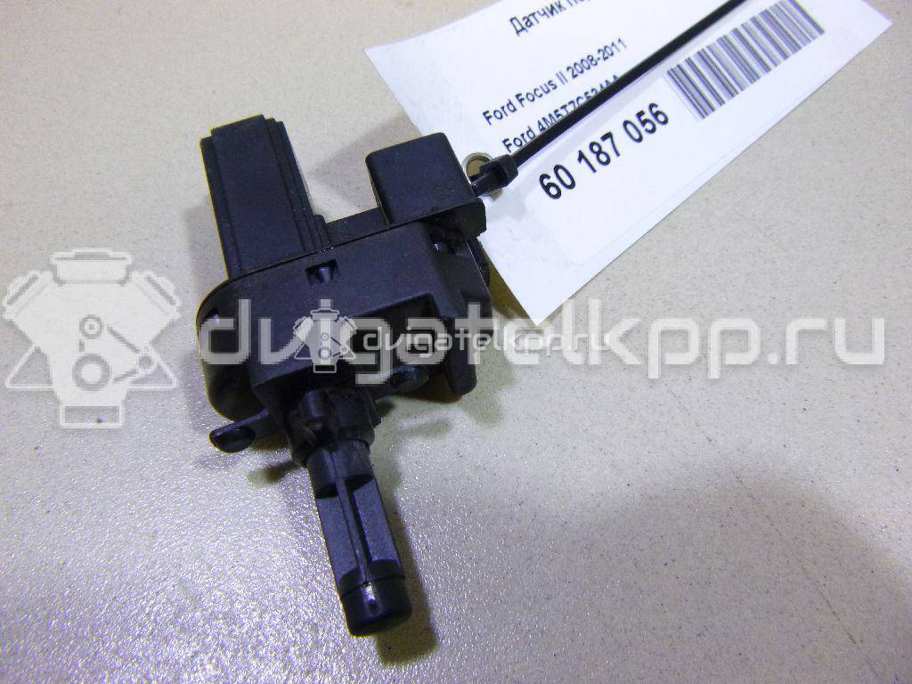 Фото Датчик педали сцепления  4M5T7C534AA для Ford Fiesta / Focus / Tourneo / C-Max / Galaxy {forloop.counter}}