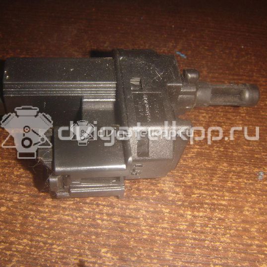 Фото Датчик педали сцепления  4M5T7C534AA для Ford Fiesta / Focus / Tourneo / C-Max / Galaxy