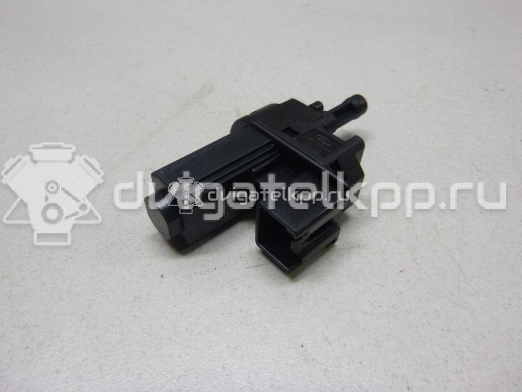 Фото Датчик педали сцепления  4M5T7C534AA для Ford Fiesta / Focus / Tourneo / C-Max / Galaxy {forloop.counter}}