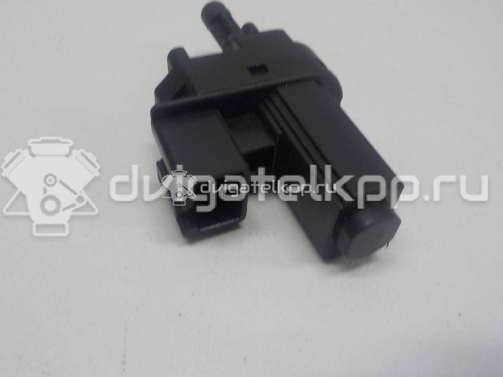 Фото Датчик педали сцепления  4M5T7C534AA для Ford Fiesta / Focus / Tourneo / C-Max / Galaxy {forloop.counter}}