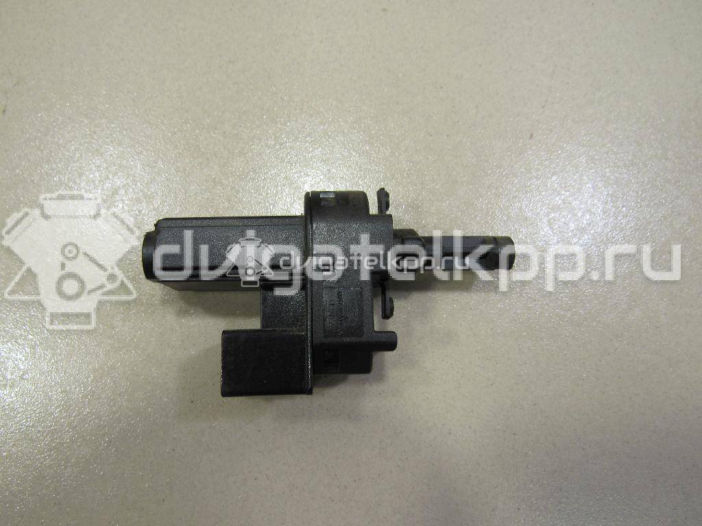 Фото Датчик педали сцепления  4M5T7C534AA для Ford Fiesta / Focus / Tourneo / C-Max / Galaxy {forloop.counter}}