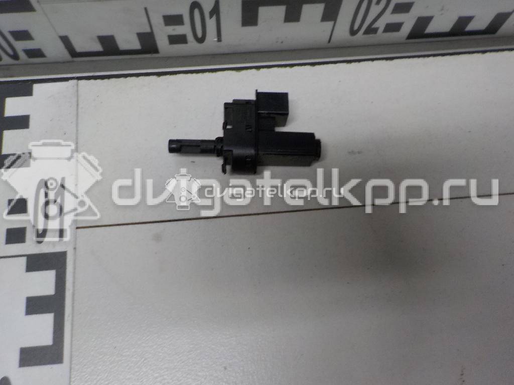 Фото Датчик педали сцепления  4M5T7C534AA для Ford Fiesta / Focus / Tourneo / C-Max / Galaxy {forloop.counter}}