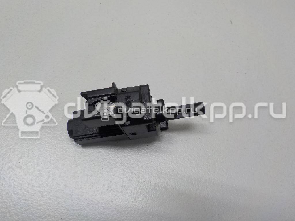 Фото Датчик педали сцепления  4M5T7C534AA для Ford Fiesta / Focus / Tourneo / C-Max / Galaxy {forloop.counter}}