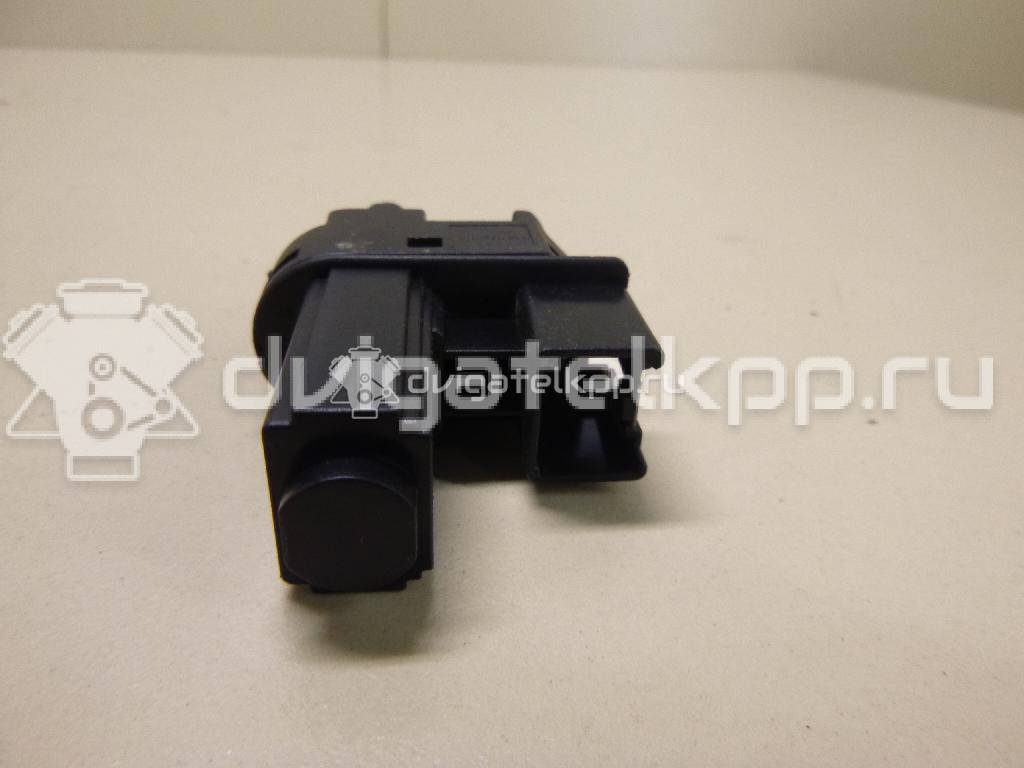 Фото Датчик педали сцепления  4M5T7C534AA для Ford Fiesta / Focus / Tourneo / C-Max / Galaxy {forloop.counter}}