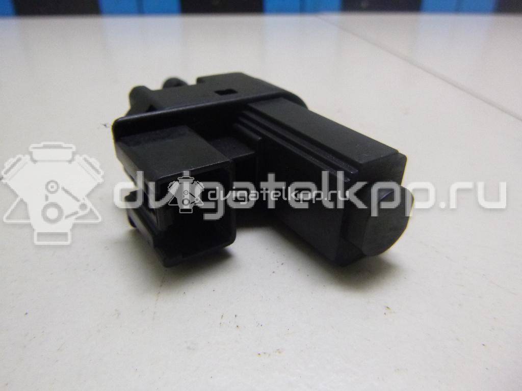 Фото Датчик педали сцепления  4M5T7C534AA для Ford Fiesta / Focus / Tourneo / C-Max / Galaxy {forloop.counter}}