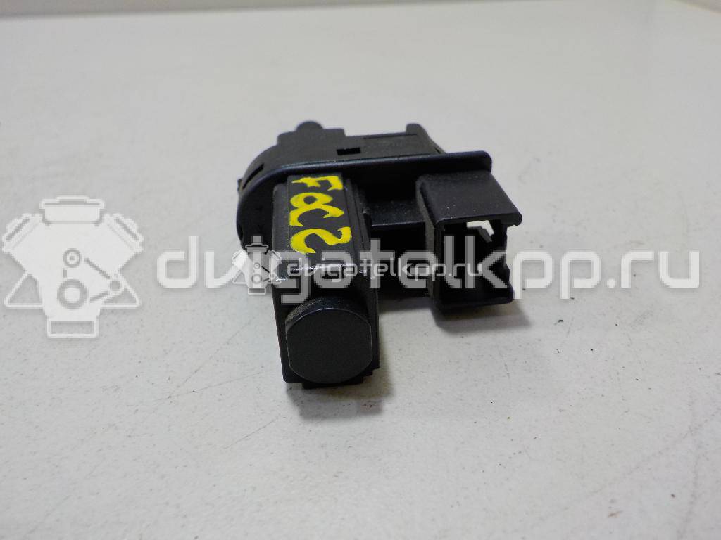 Фото Датчик педали сцепления  4M5T7C534AA для Ford Fiesta / Focus / Tourneo / C-Max / Galaxy {forloop.counter}}
