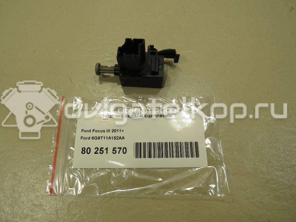 Фото Датчик педали сцепления  6G9T11A152AA для Ford Fiesta / Focus / Tourneo / C-Max / Galaxy {forloop.counter}}