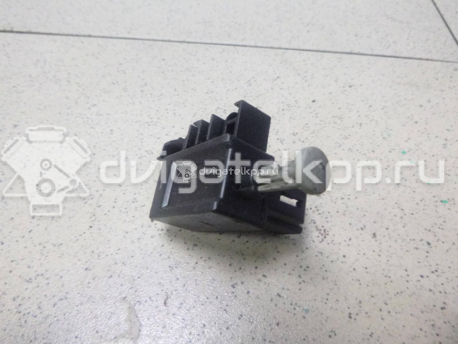 Фото Датчик педали сцепления  6G9T11A152AA для Ford Fiesta / Focus / Tourneo / C-Max / Galaxy {forloop.counter}}