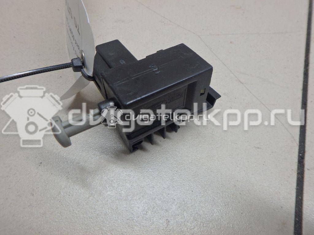 Фото Датчик педали сцепления  6G9T11A152AA для Ford Fiesta / Focus / Tourneo / C-Max / Galaxy {forloop.counter}}