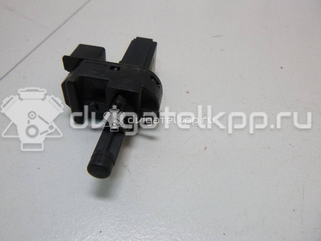 Фото Датчик педали сцепления  1343269 для Ford Fiesta / Focus / Tourneo / C-Max / Galaxy {forloop.counter}}