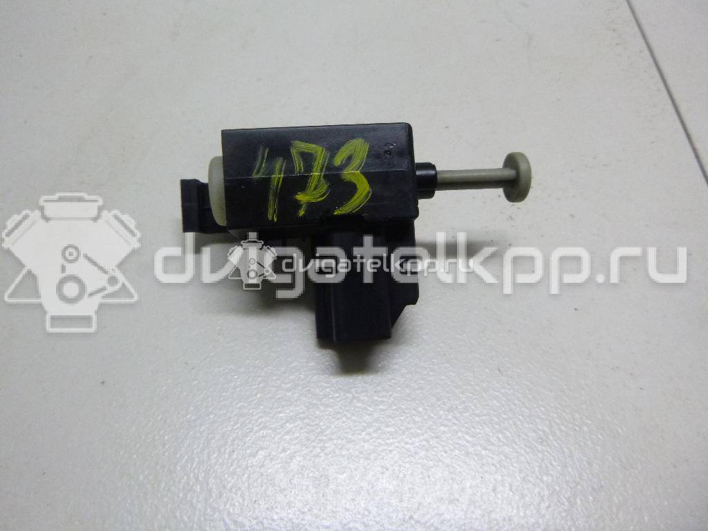 Фото Датчик педали сцепления  1439868 для Ford Fiesta / Focus / Tourneo / C-Max / Galaxy {forloop.counter}}