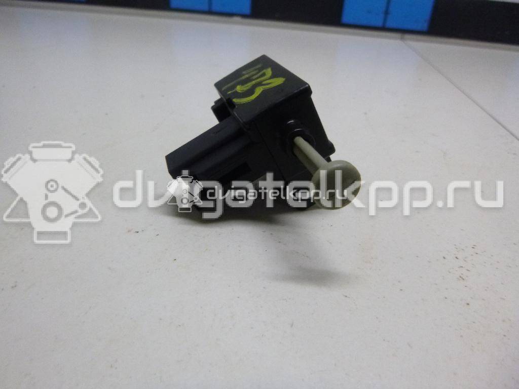 Фото Датчик педали сцепления  1439868 для Ford Fiesta / Focus / Tourneo / C-Max / Galaxy {forloop.counter}}