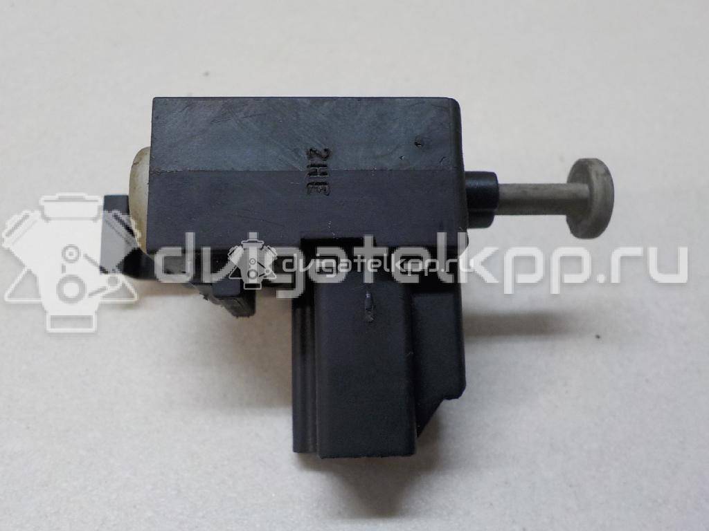 Фото Датчик педали сцепления  1439868 для Ford Fiesta / Focus / Tourneo / C-Max / Galaxy {forloop.counter}}
