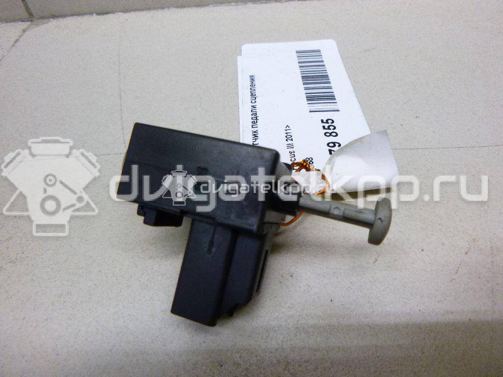 Фото Датчик педали сцепления  1439868 для Ford Fiesta / Focus / Tourneo / C-Max / Galaxy {forloop.counter}}