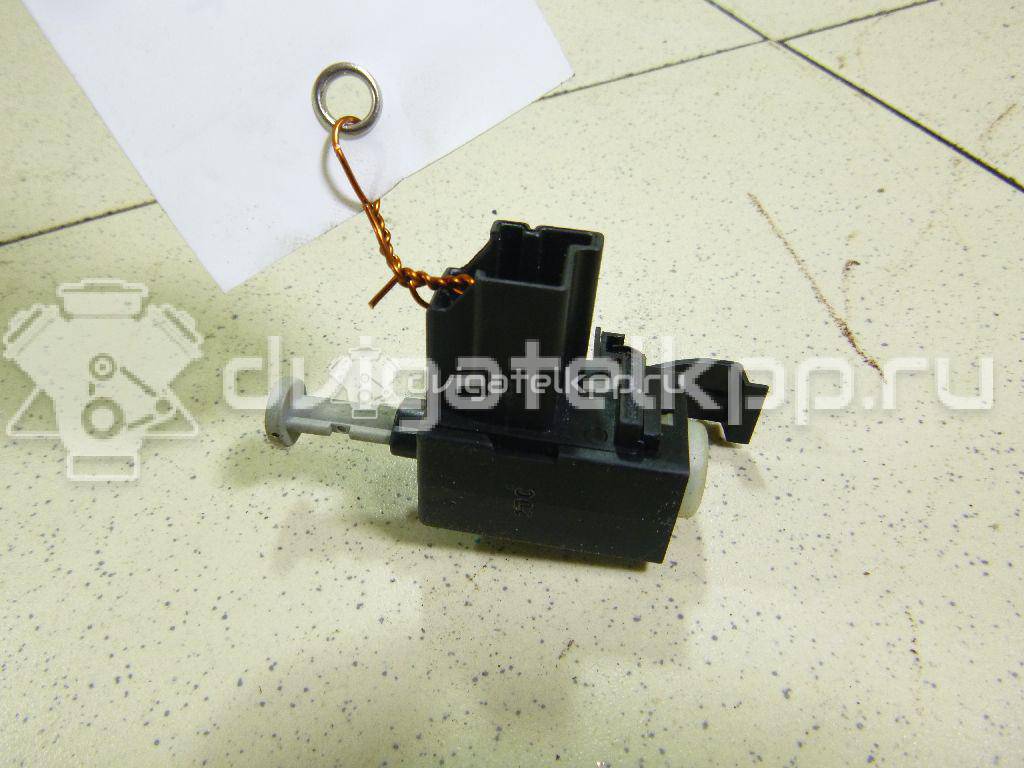 Фото Датчик педали сцепления  1439868 для Ford Fiesta / Focus / Tourneo / C-Max / Galaxy {forloop.counter}}