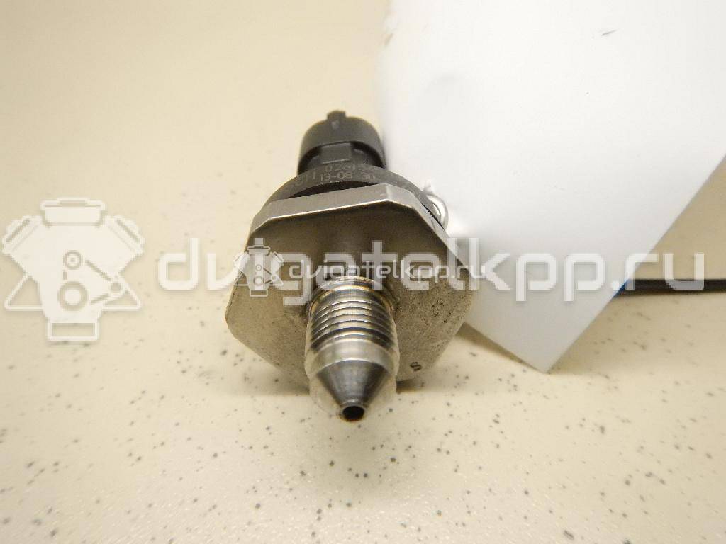 Фото Датчик давления топлива  1729436 для Ford Fiesta / Focus / Tourneo / C-Max / Galaxy {forloop.counter}}