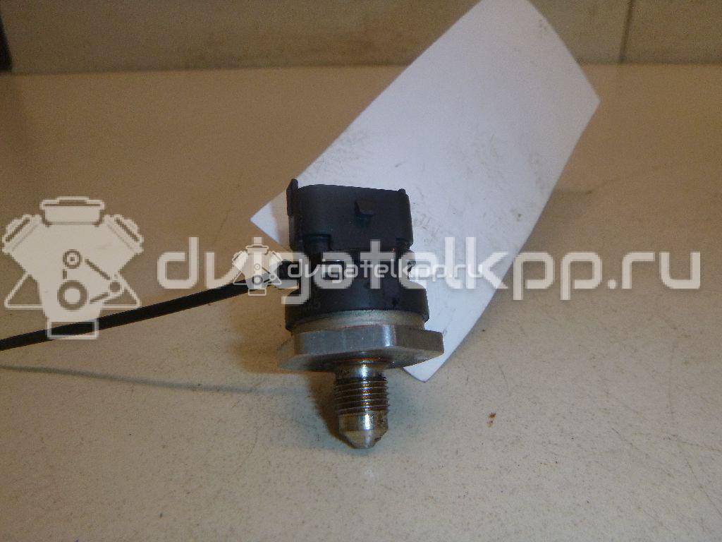 Фото Датчик давления топлива  1729436 для Ford Fiesta / Focus / Tourneo / C-Max / Galaxy {forloop.counter}}