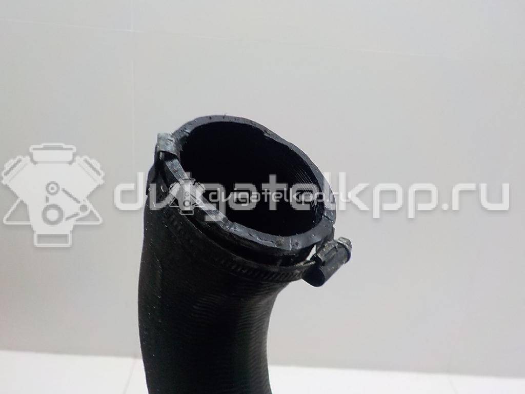 Фото Патрубок интеркулера для двигателя D 4204 T для Volvo V50 Mw / C70 / V70 / C30 / S40 136 л.с 16V 2.0 л Дизельное топливо {forloop.counter}}