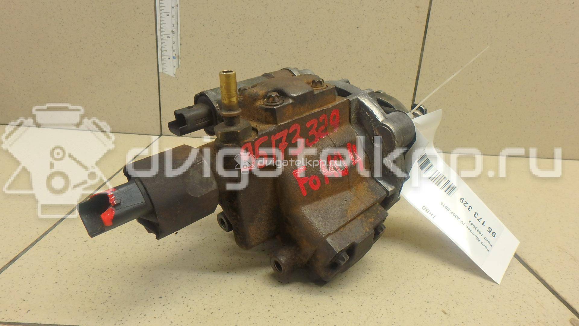 Фото ТНВД  1543842 для Ford Focus / Tourneo / C-Max / Galaxy / S-Max {forloop.counter}}