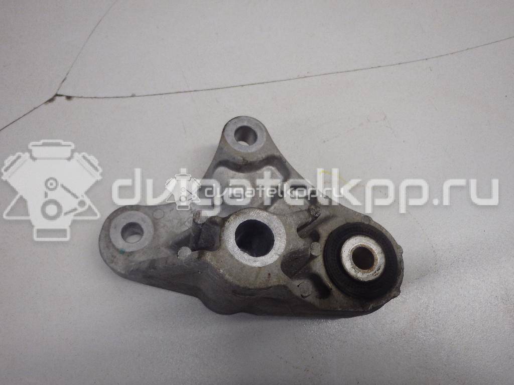 Фото Кронштейн опоры КПП  1322569 для Ford Focus / C-Max {forloop.counter}}