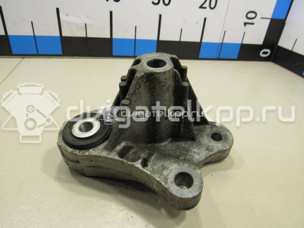 Фото Кронштейн опоры КПП  4M516P093FA для Ford Focus / C-Max {forloop.counter}}