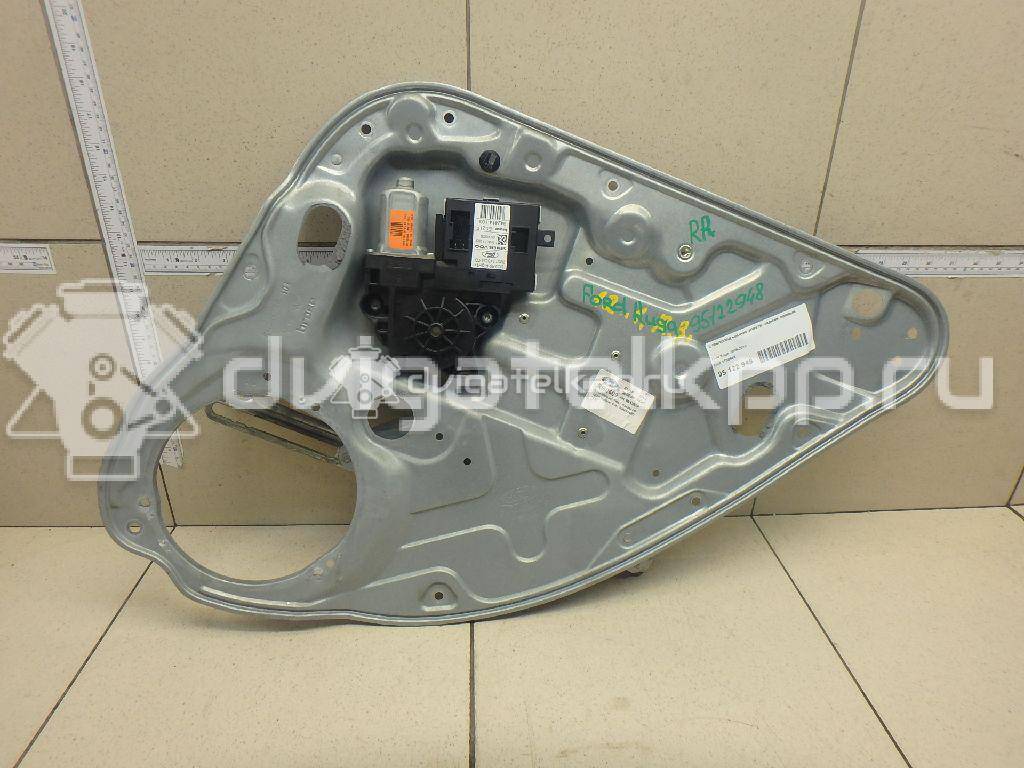 Фото Стеклоподъемник электр. задний правый  1738648 для Ford Focus / Kuga / C-Max / Grand {forloop.counter}}