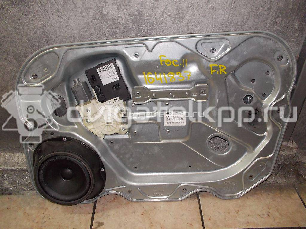 Фото Стеклоподъемник электр. передний правый  1698368 для Ford Focus / Kuga / C-Max {forloop.counter}}