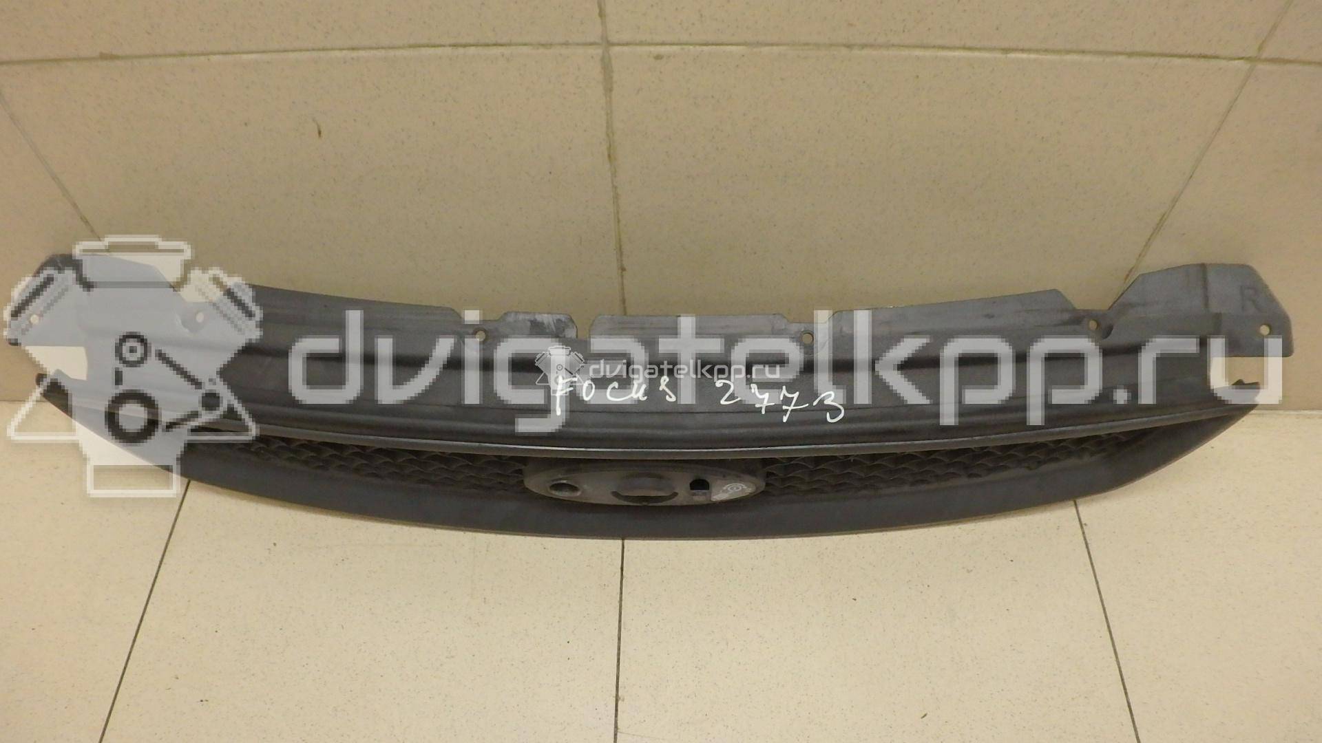 Фото Решетка радиатора  1508154 для Ford Focus {forloop.counter}}