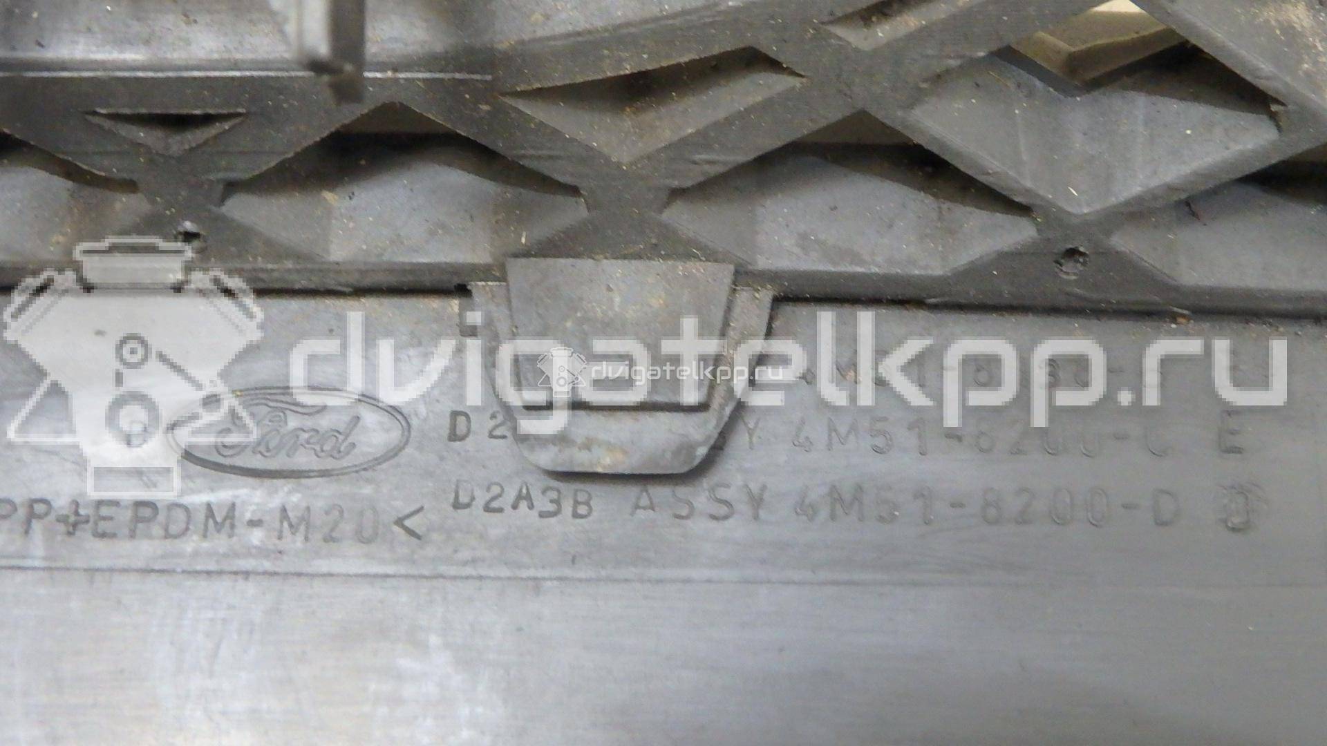 Фото Решетка радиатора  1508154 для Ford Focus {forloop.counter}}