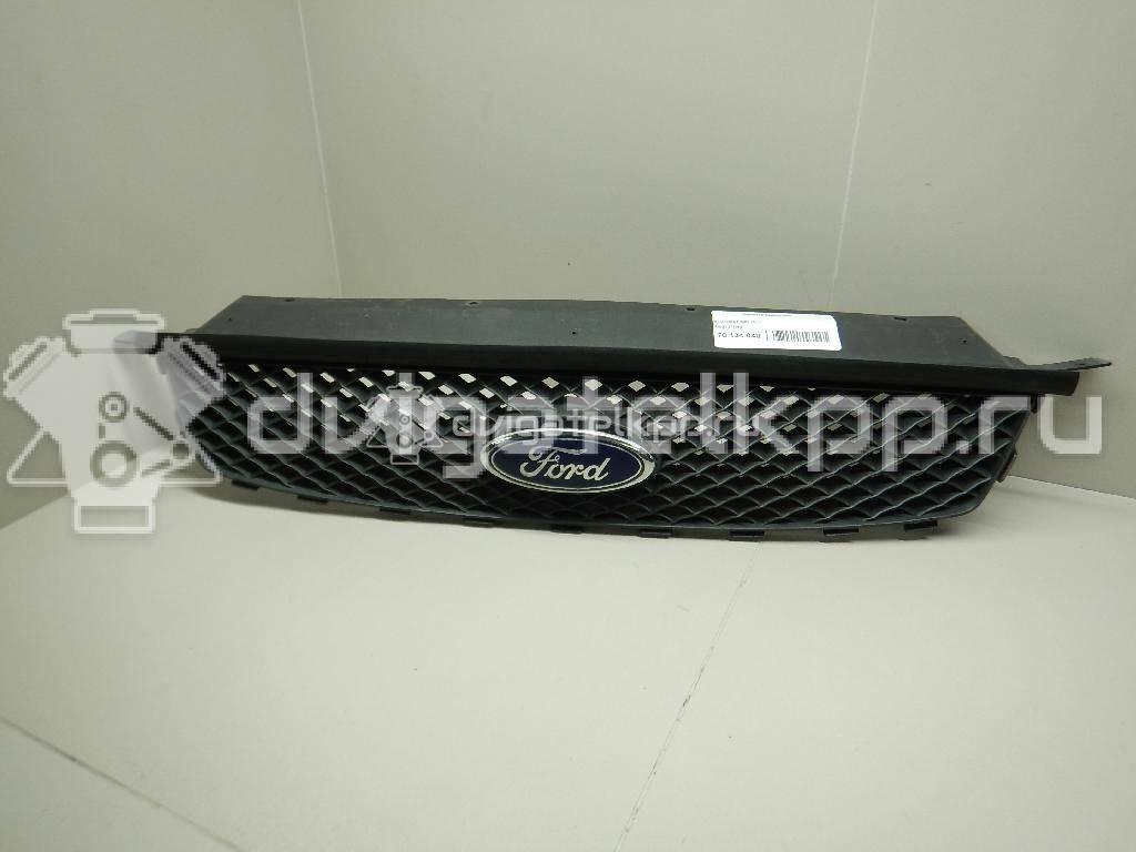 Фото Решетка радиатора  1371893 для Ford Focus {forloop.counter}}