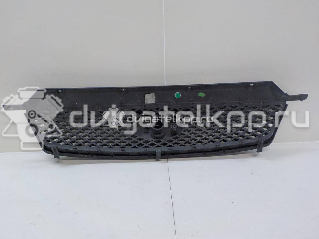 Фото Решетка радиатора  1371898 для Ford Focus {forloop.counter}}