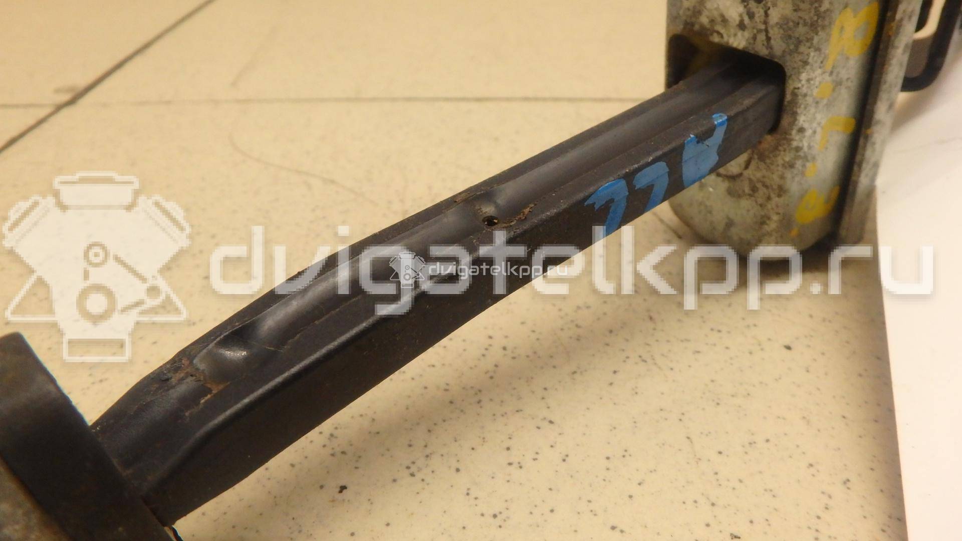 Фото Ограничитель двери  1641573 для Ford Focus / Kuga / C-Max {forloop.counter}}