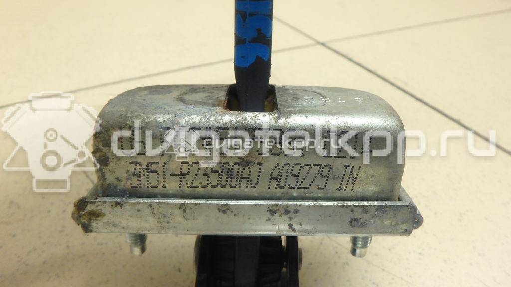 Фото Ограничитель двери  1641573 для Ford Focus / Kuga / C-Max {forloop.counter}}